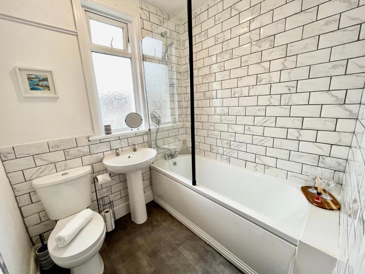 Portsmouth 3 Bedroom Getaway, Sleeps 6 Exterior foto